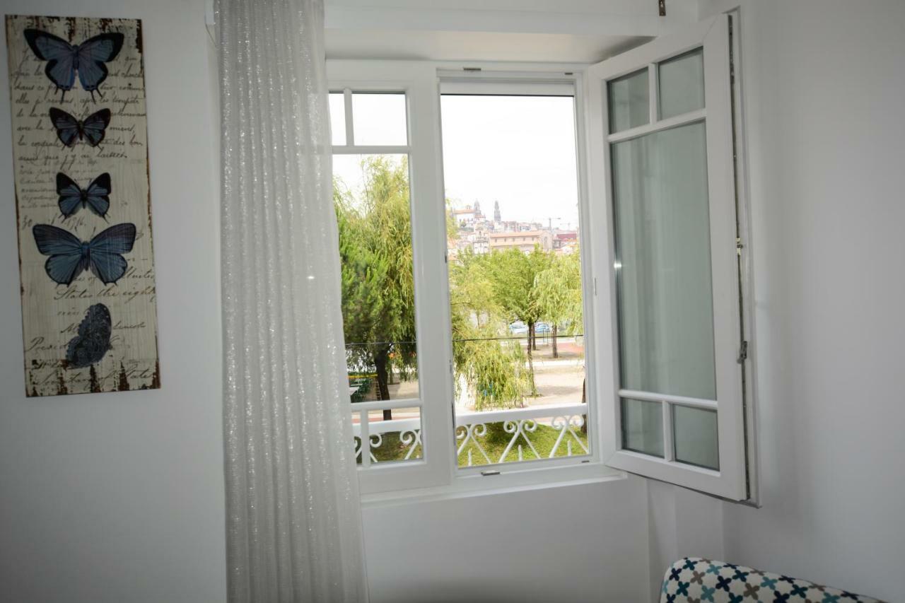 Luxury Golden River Apartment - In The Heart Of City Center And Wine Cellars ヴィラ・ノヴァ・デ・ガイア エクステリア 写真