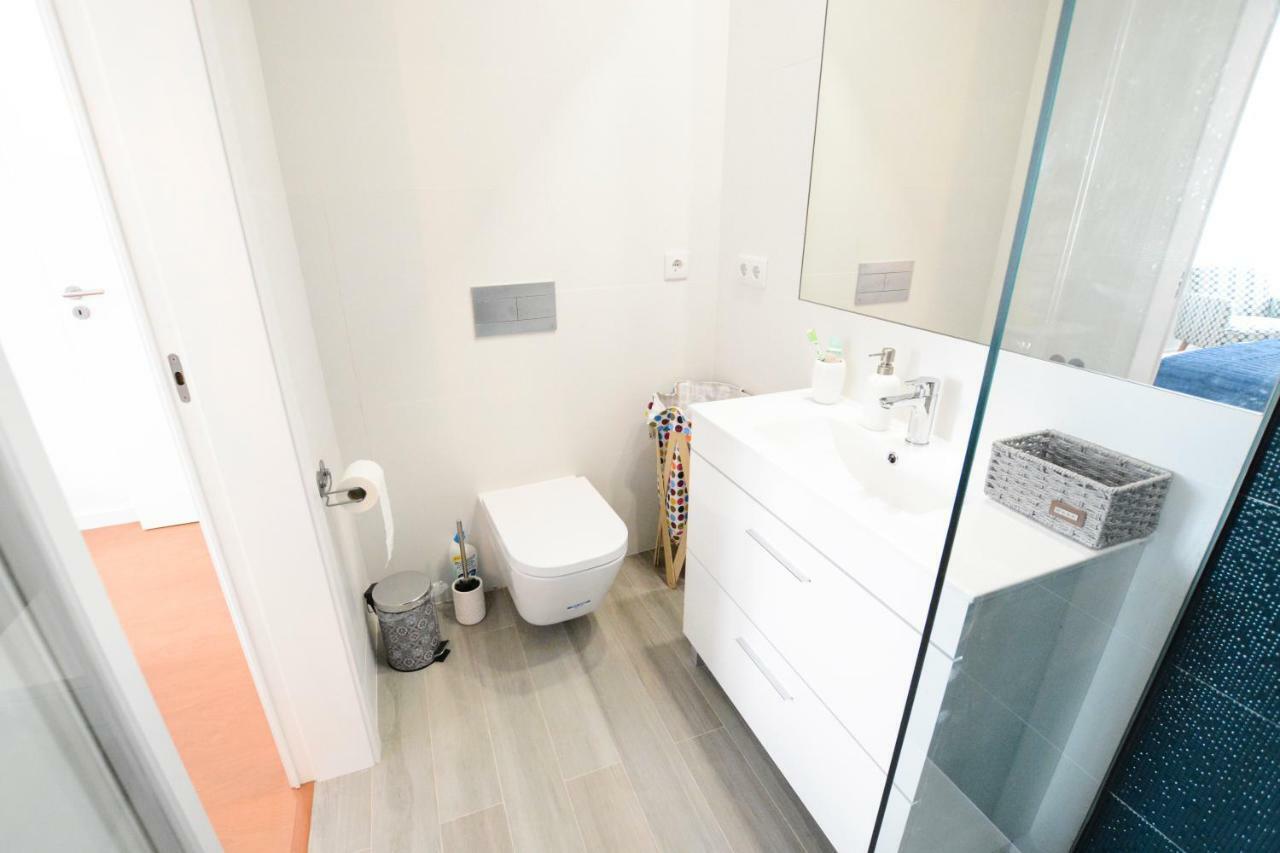 Luxury Golden River Apartment - In The Heart Of City Center And Wine Cellars ヴィラ・ノヴァ・デ・ガイア エクステリア 写真
