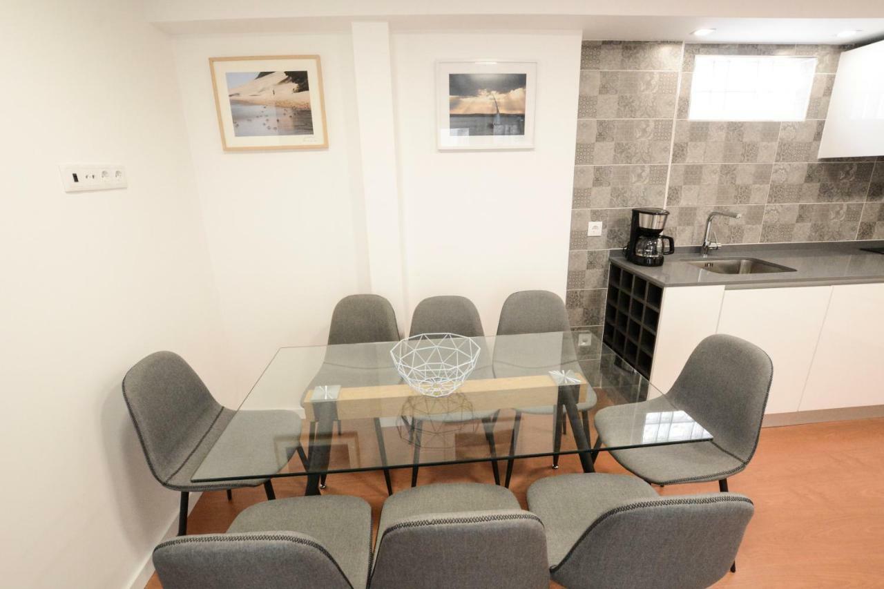 Luxury Golden River Apartment - In The Heart Of City Center And Wine Cellars ヴィラ・ノヴァ・デ・ガイア エクステリア 写真