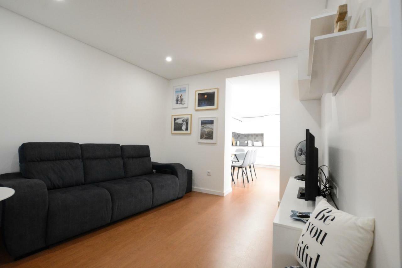 Luxury Golden River Apartment - In The Heart Of City Center And Wine Cellars ヴィラ・ノヴァ・デ・ガイア エクステリア 写真